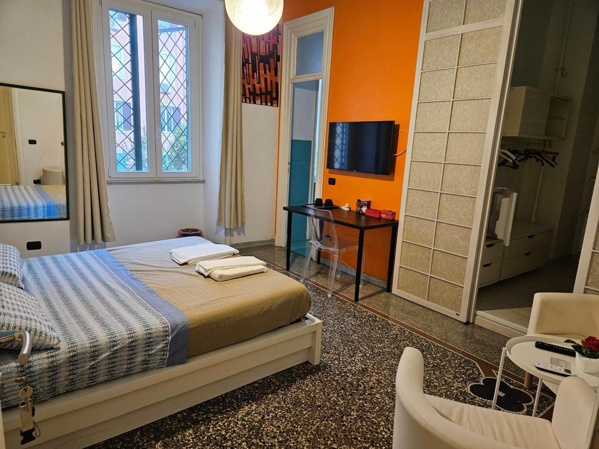 Pensión Locazione Turistica San Giovanni, Via Voghera Roma